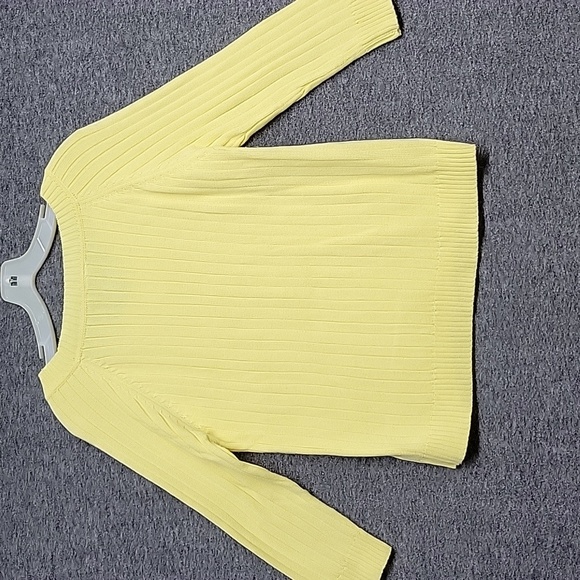 Faded Glory Cabled Sweater Women's Size L, Yellow - Picture 6 of 12